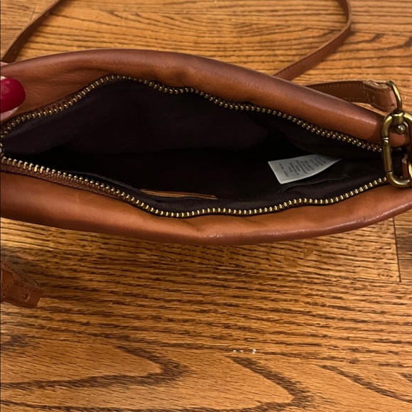 Madewell Puffer Crossbody - Picture 3 of 8